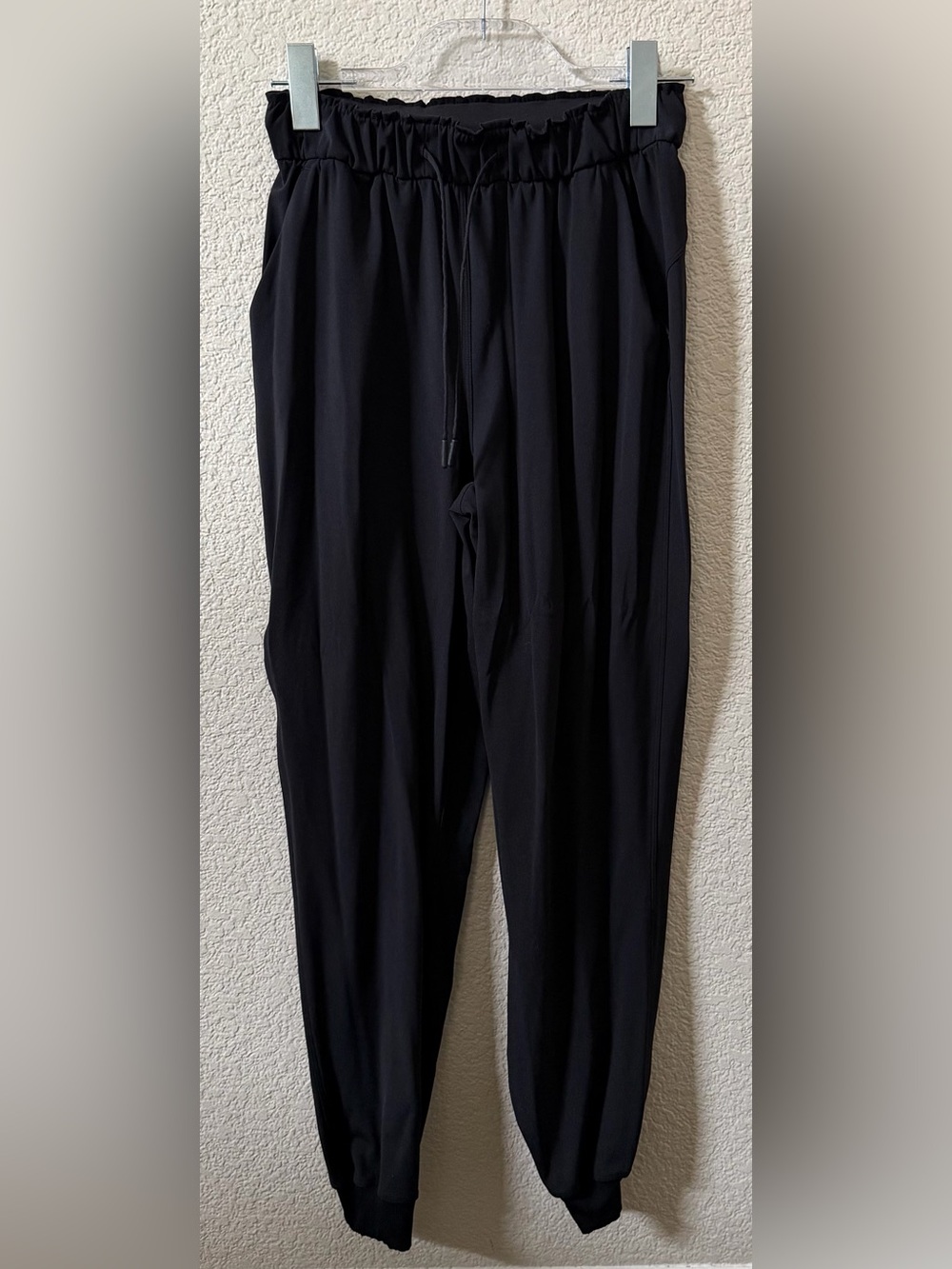 Lululemon Women’s Size 4 Stretch High Rise Jogger Black Stretch Active